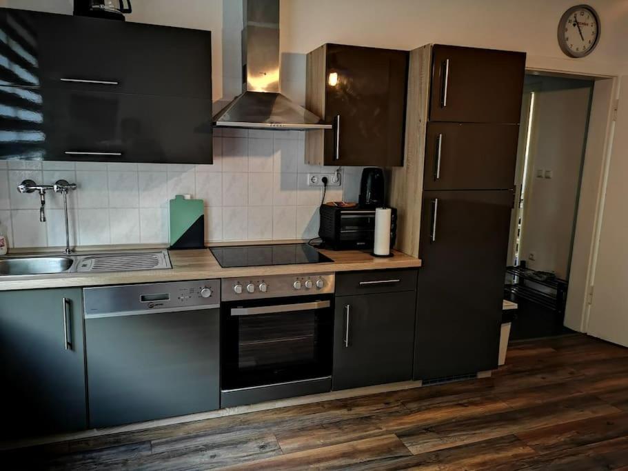 Polat Apartments 3 Есен Екстериор снимка